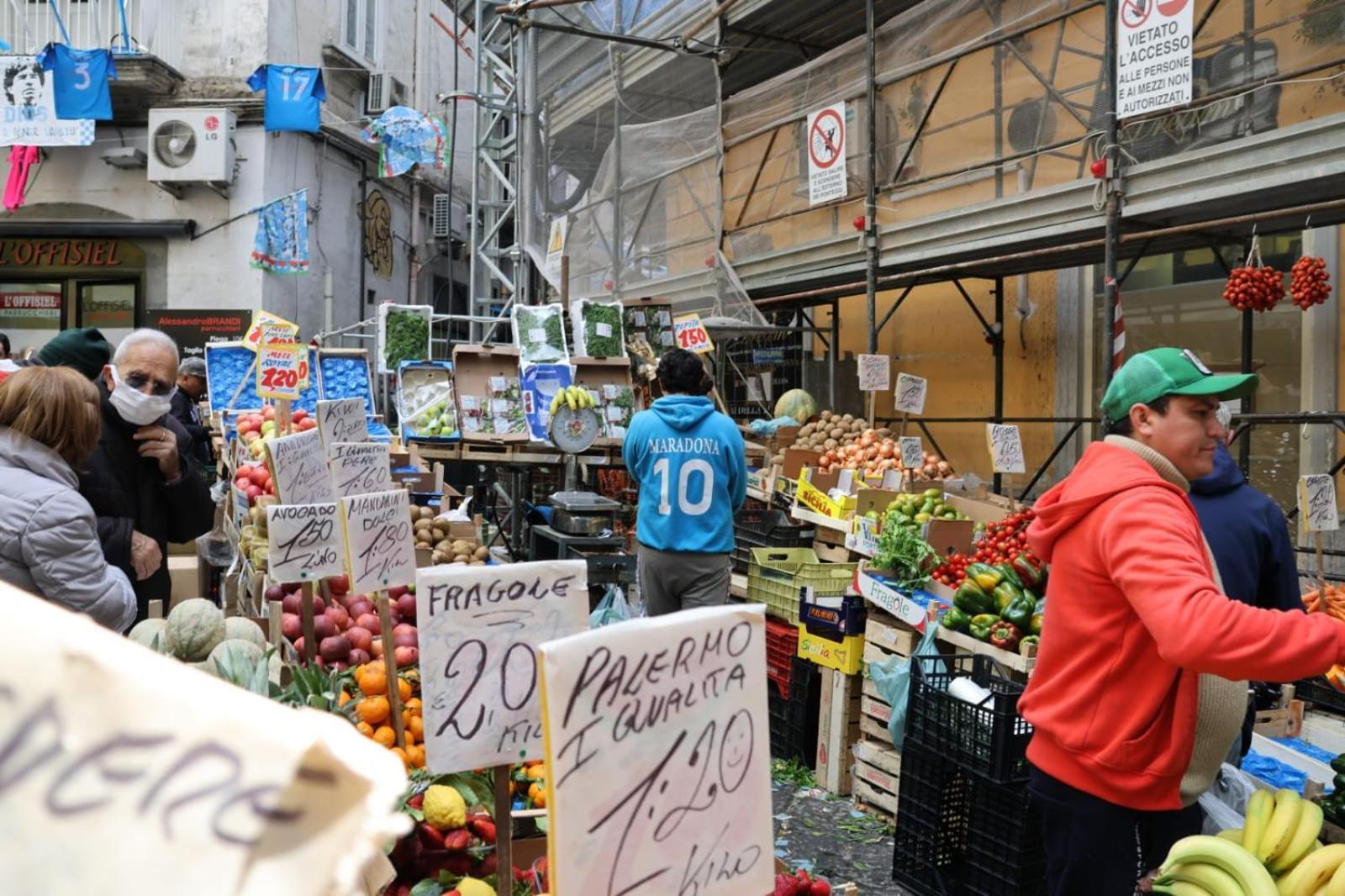 Cuore Napoli Centro Екстериор снимка