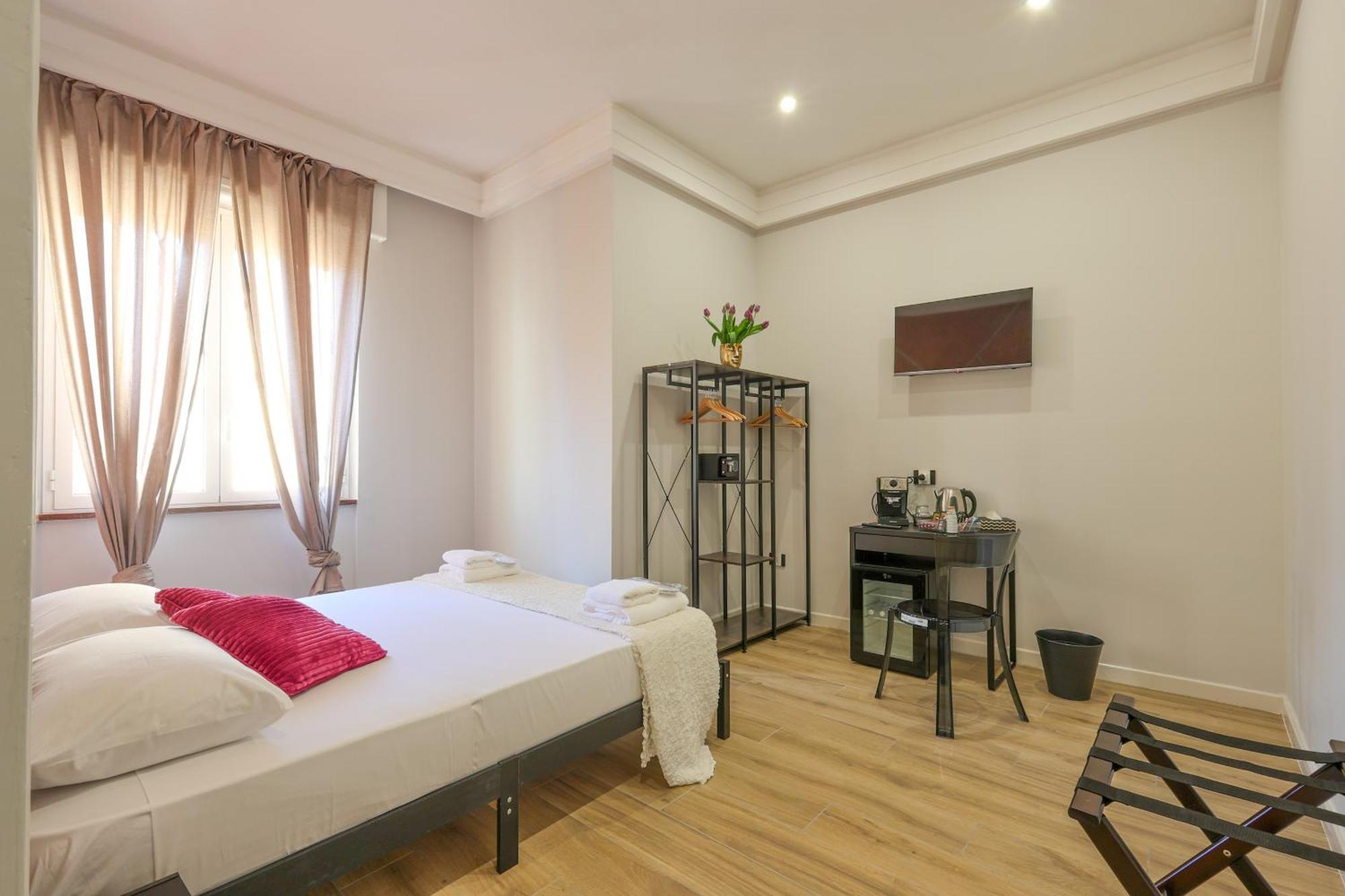 Cuore Napoli Centro Екстериор снимка