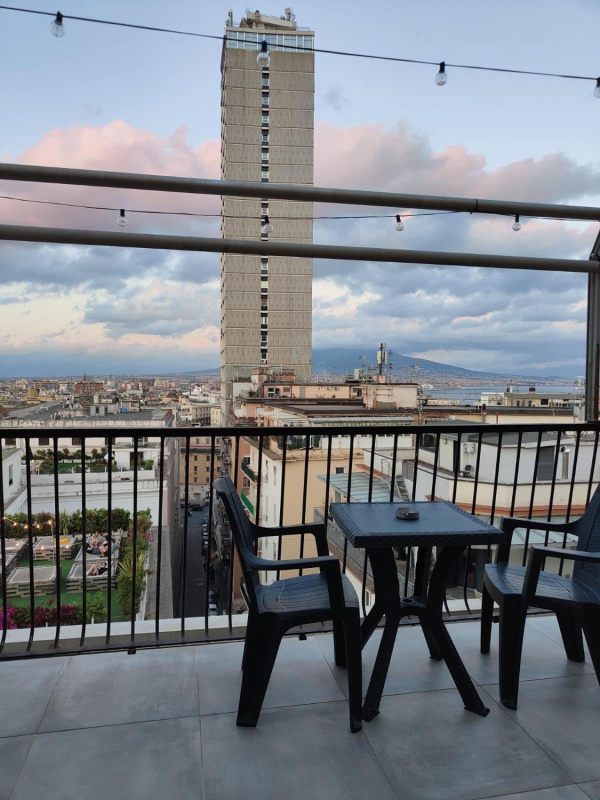 Cuore Napoli Centro Екстериор снимка