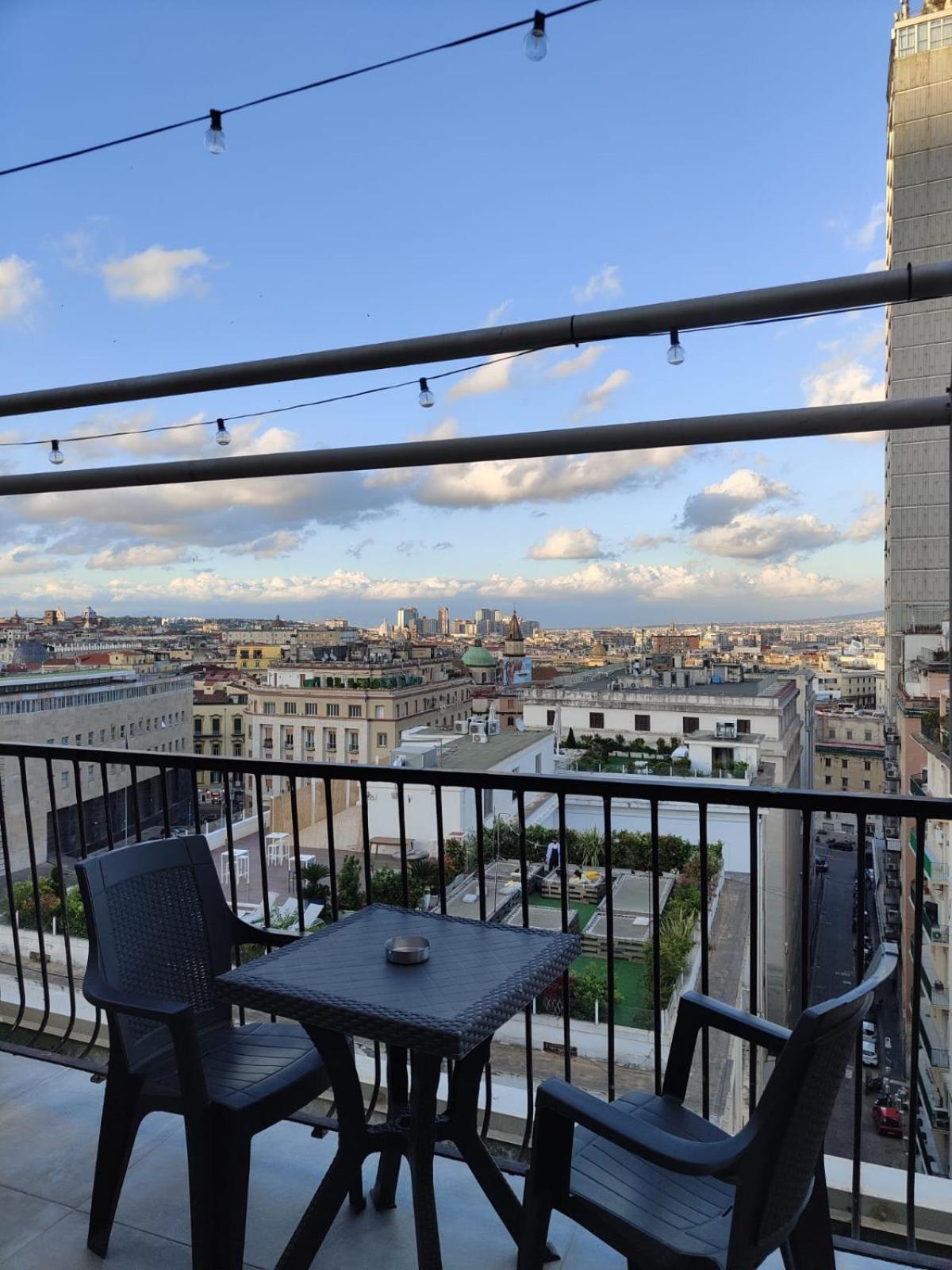 Cuore Napoli Centro Екстериор снимка