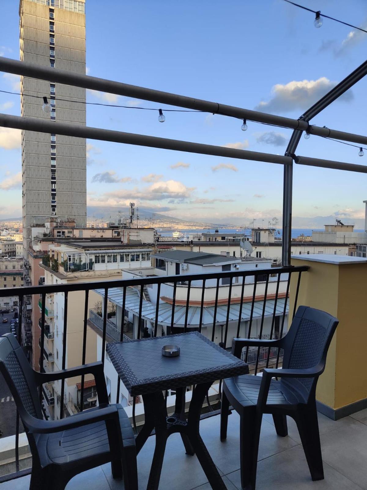 Cuore Napoli Centro Екстериор снимка